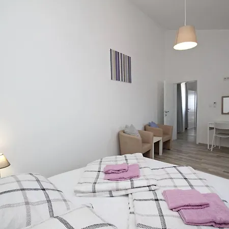 Lavanda - Kricin 3* Baška