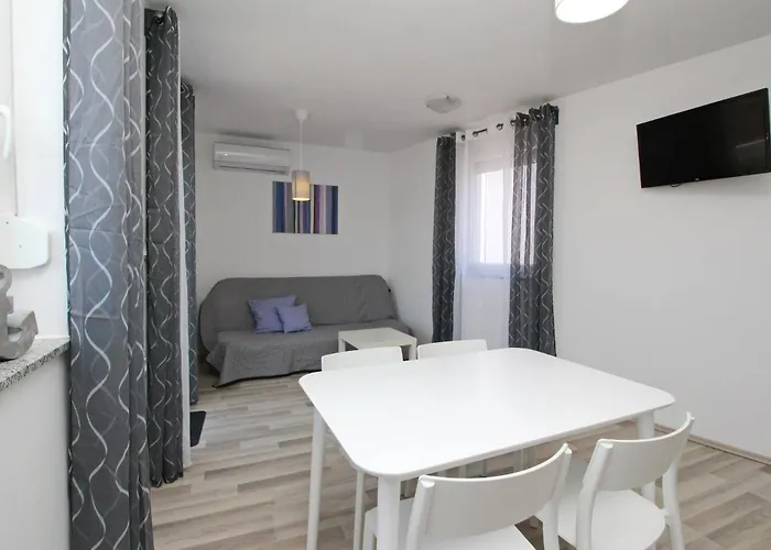 Lavanda - Kricin Pensjonat Baška